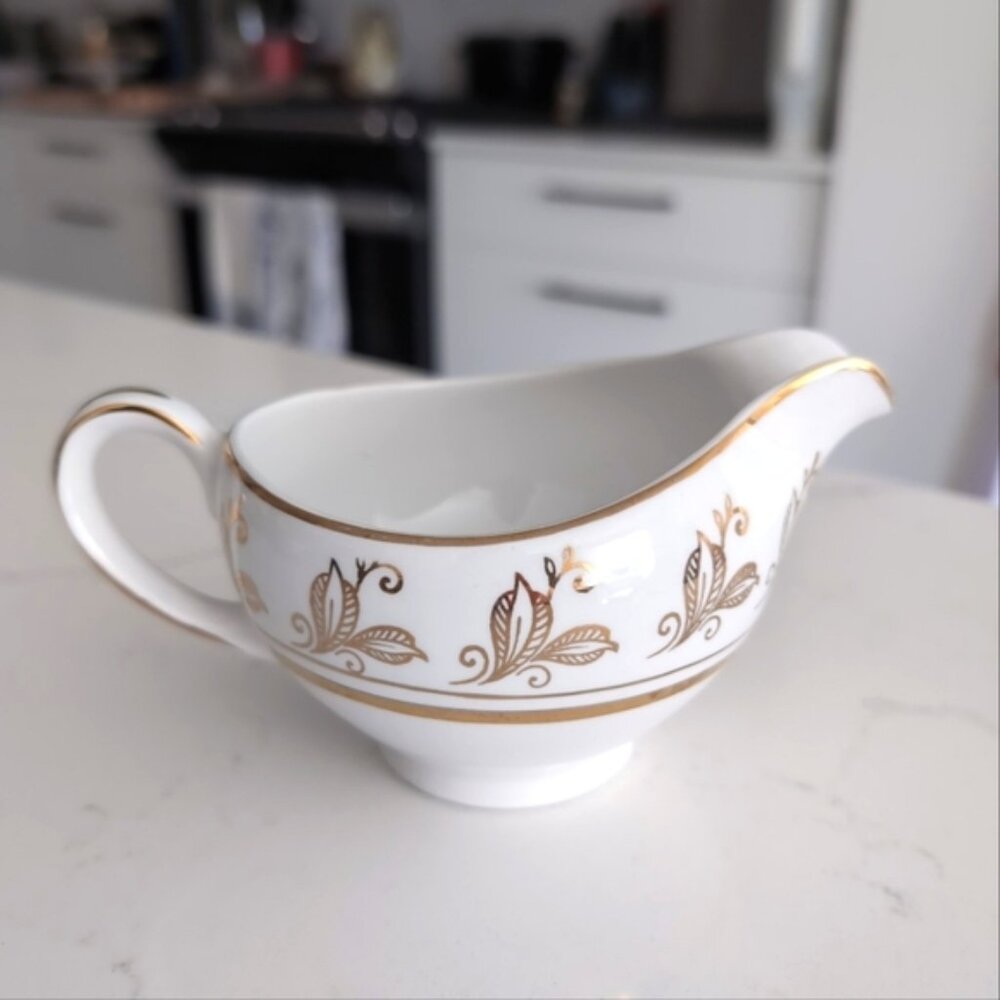 Vintage 22 KT. Gold Glo White Ironstone England Regency Porcelain Gravey Bowl